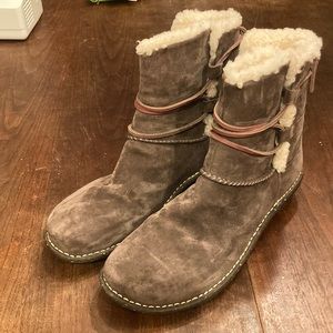 UGG Caspia Ankle Boots